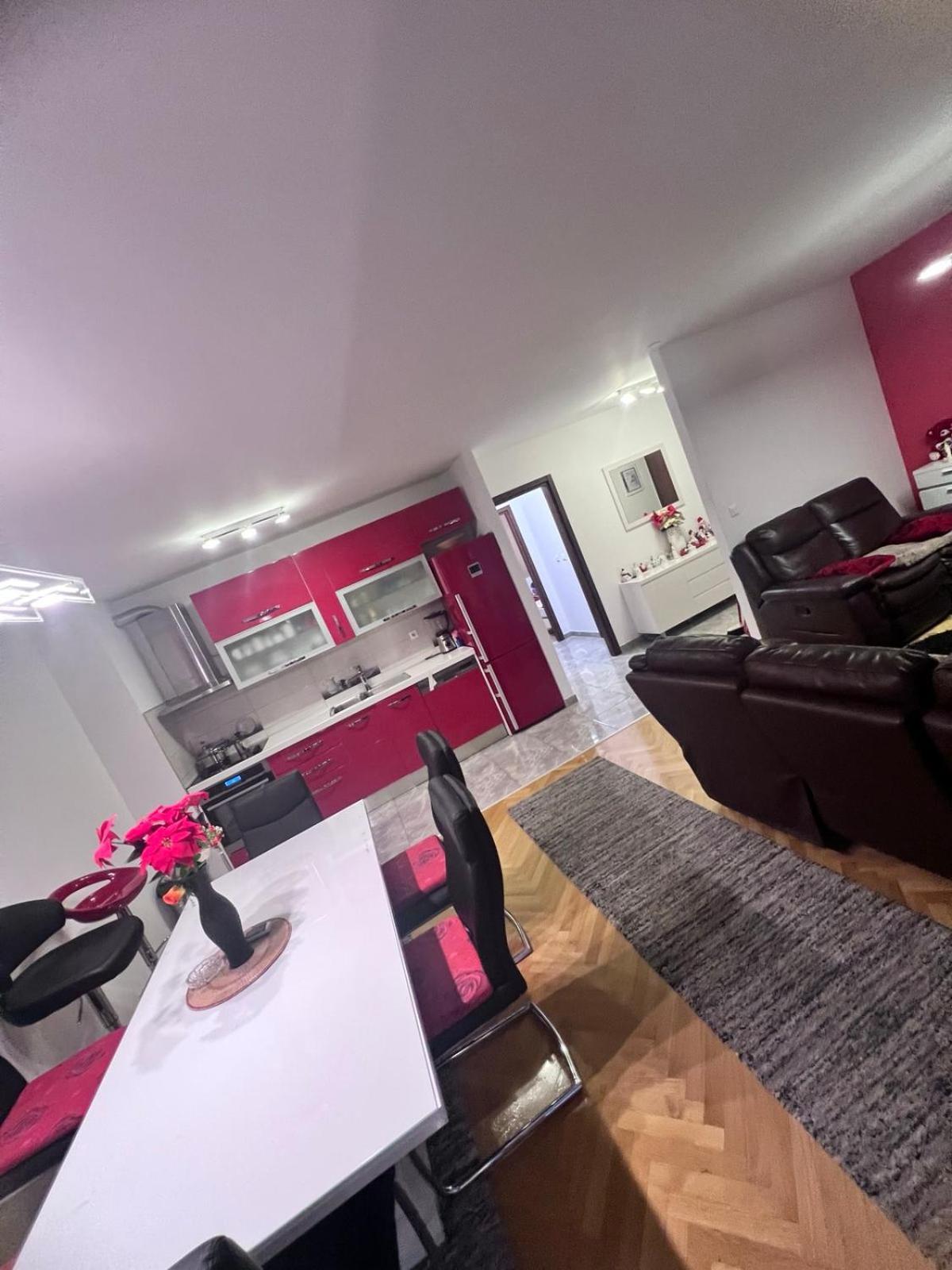 Deluxe Apartment Manuela With Balcony Top Center Split Buitenkant foto